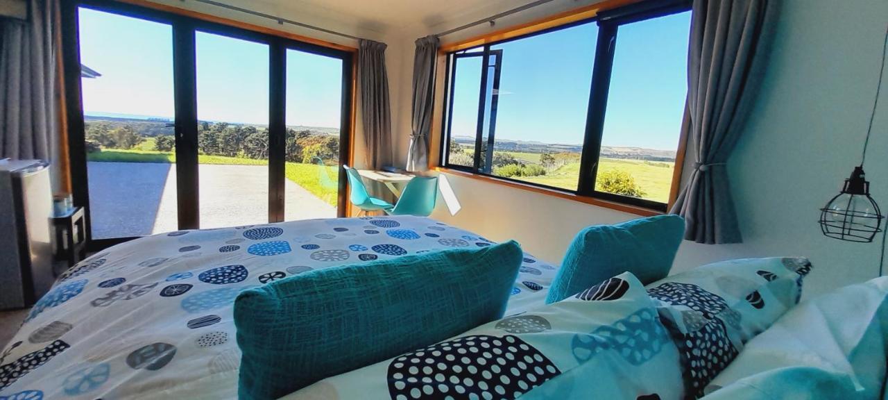 Hill Top Retreat Lower Dashwood Ngoại thất bức ảnh
